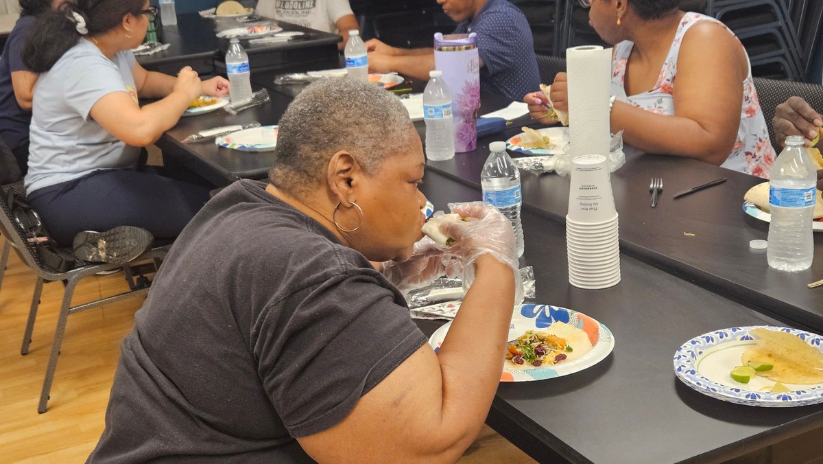 InNowOrg's tweet photo. Cooking up something delicious at Independence Now! Our monthly cooking class made turkey butternut squash tacos while learning practical tips for creating a healthy, budget-friendly meal at home.

Read more: https://t.co/PkrBzCiT4U

#IndependenceNow #IndependentLiving https://t.co/J3y4H36FRH