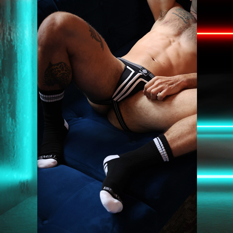 breedwellgear's tweet photo. He's got an itch for you to scratch. https://t.co/HDfp2PvGtX

#bareessentials
#jocks
#jockstraps
#breedwell
#breedwellgear https://t.co/D58pNG4mVq