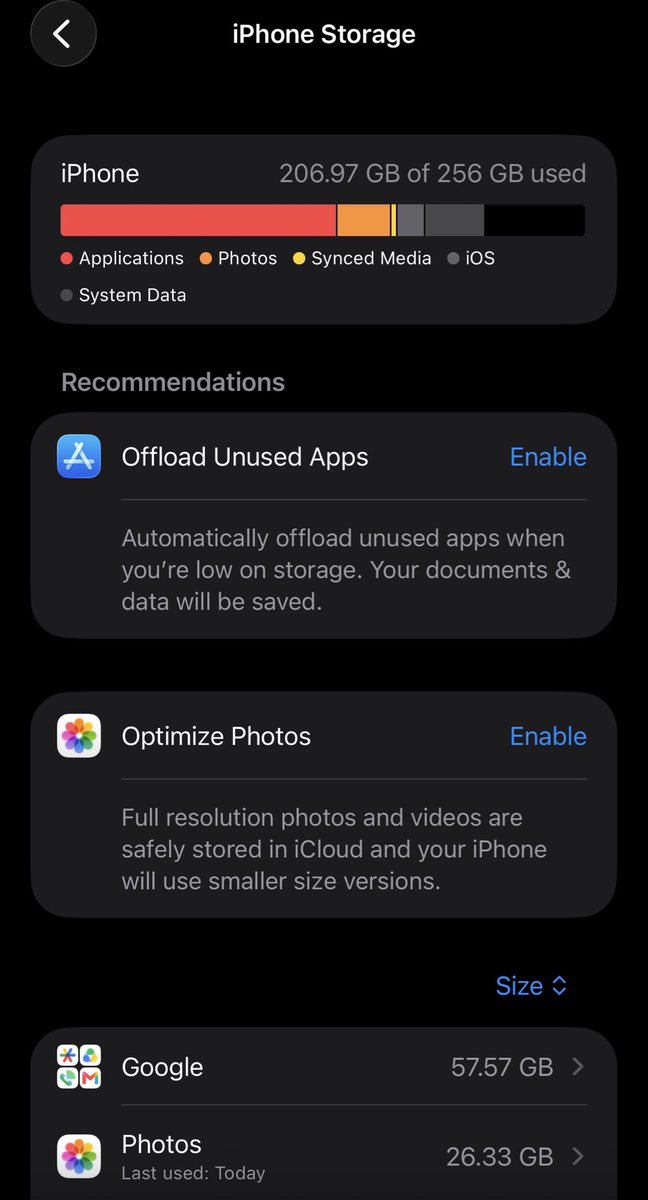 hotellssion's tweet photo. The issue is reproducible: install Gmail → +57 GB → delete Gmail → System Data increases → restart → storage returns to normal → reinstall Gmail → +57 GB again. https://t.co/bDwZ2PY47N