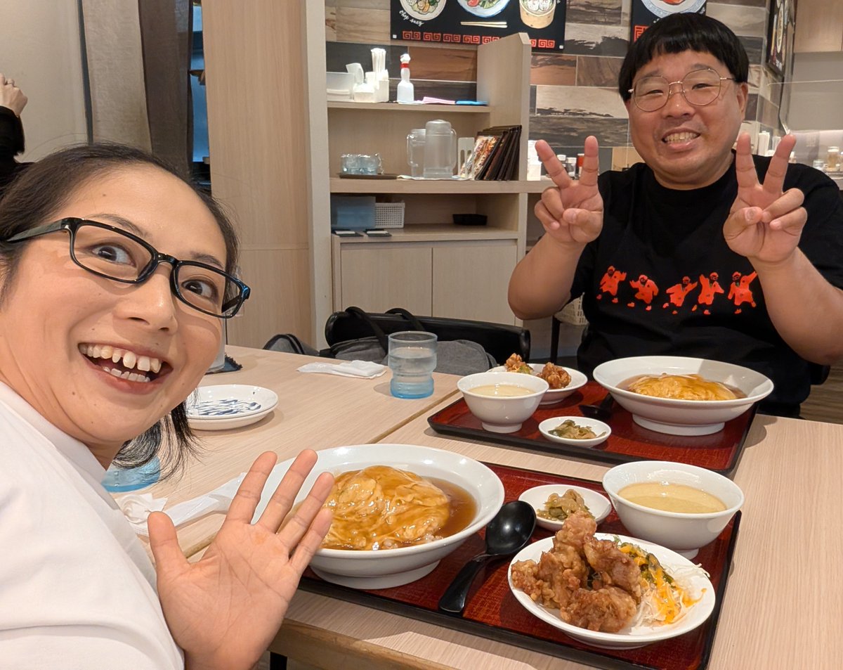 mojyamojyayade's tweet photo. 【角座まいど寄席】ありがとうございマッチョ✨️

お久しぶりに先輩芸人のコンチェルトさんにお会い出来たマッチョ！！
ライブ後、コンチェルトの足立さんに美味しいものご馳走になってしまったマッチョ🍳
最近マッチョさんたら幸せすぎる、ヤバい！！もう体重の増加が止まらないマッチョ💪😂 https://t.co/98jWpZs0w6