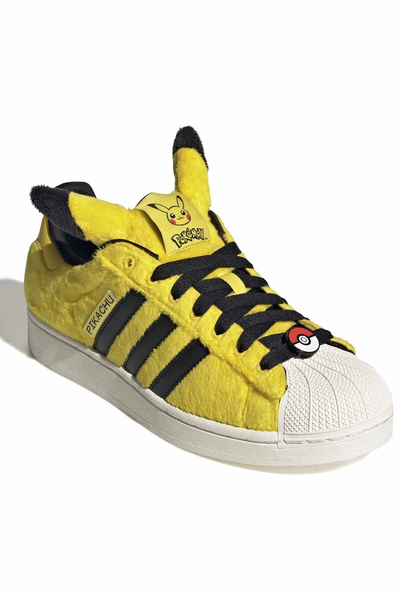 DiscussingFilm's tweet photo. Adidas has now launched a sneaker collection for Pokémon's 30th Anniversary featuring Pikachu, Charmander, Rayquaza, Charmeleon and Mewtwo.

Available to buy now at @SolePlayATLANTA: https://t.co/zivcKXAUjk https://t.co/VCghxgiiHY