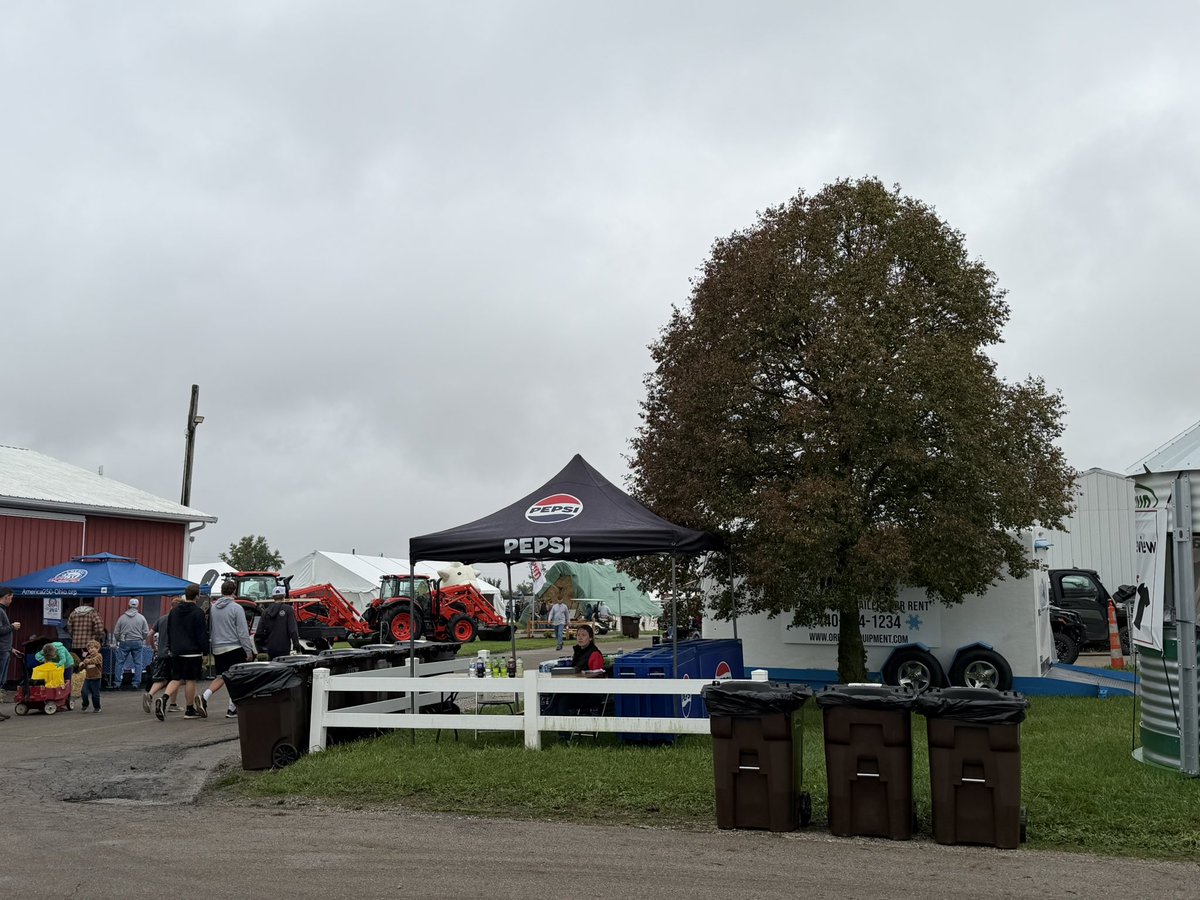 BRNAgNews_Erin's tweet photo. .@OSU @OhioStateFSR is officially underway in London, Ohio! @brownfield is #OnTheGround for the next two days. See full coverage below at https://t.co/cPhFCzKtQ3 https://t.co/djLcx2GGCU