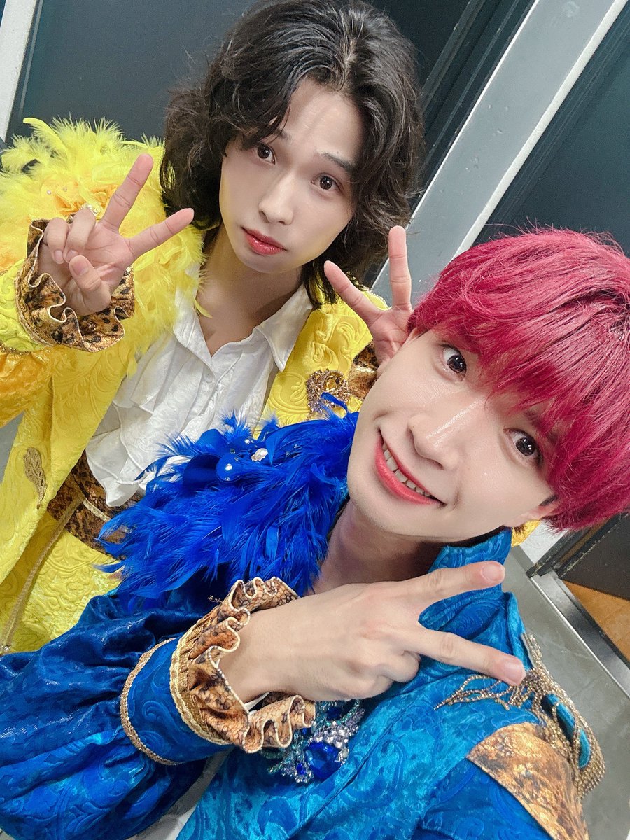 7na12se's tweet photo. 9/22 CHANOMA🍵in 表参道GROUND
会いに来てくれたミリオンズ🫶🫶
他のグループのファンの皆さんも温かく
僕達100STARSの新体制お披露目LIVEを
見守って楽しみにしてくれてありがとう✨️
沢山の青のペンライトの景色で今日を
迎えられてめっちゃ嬉しかったし、
こんなにも100STARSを好きで応援して
くれる方が居ることが本当に幸せでした🙌

正直今日のLIVE悔しい事だらけで
まだまだ未熟だと実感しました
僕らは全然こんなもんじゃないです
これから更に飛躍してクオリティの���い
LIVEお届けする為に全力で有意義な
日々を過ごしたいと思う！！！
ダンス、歌、MCを引っ張っていく為に
もっともっと色んな人に認めて貰えて
大きくなれるように活動に向き合ってくので
これからのLIVE1つ1つを
期待しててくれたら嬉しい👊👊
日々僕らは更新していくぜぇぇ！！！

どんな時もいつも傍で応援してくれる
ミリオンズほんまにありがとう🫶
最高の景色でお返しするからねっ

#ワンスタ #CHANOMA