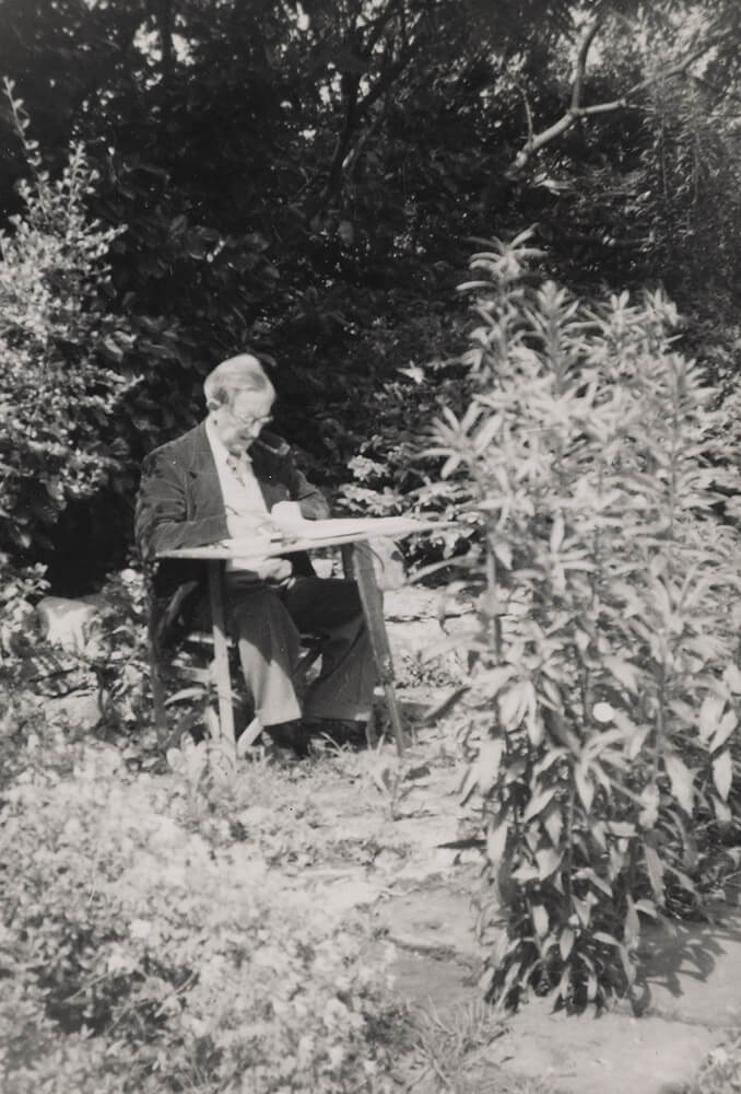 TolkienWonder's tweet photo. Tolkien, the original Hobbit, writing in his garden.
Happy Hobbit Day!

“I am in fact a Hobbit (in all but size). I like gardens, trees and unmechanized farmlands; I smoke a pipe, and like good plain food (unrefrigerated), but detest French cooking; I like, and even dare to wear in these dull days, ornamental waistcoats. I am fond of mushrooms (out of a field); have a very simple sense of humour (which even my appreciative critics find tiresome); I go to bed late and get up late (when possible). I do not travel much.”

- Letter 213