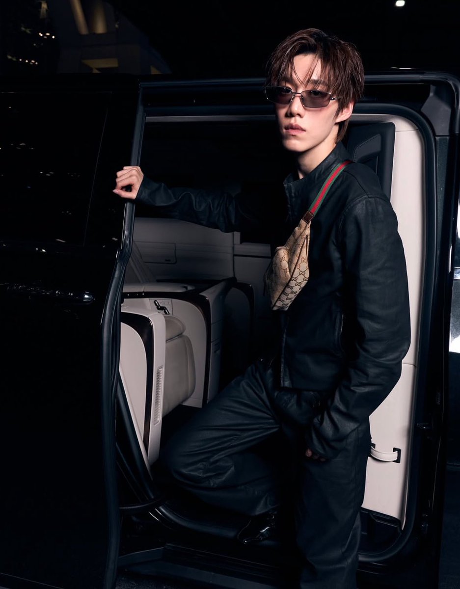 chelerorcherry's tweet photo. โห อะไรวะคนหล่อ😔

PP KRIT X GUCCI MFW26 #GUCCISS27xPPKRIT #GucciTheStoreShow #PPKritt @ppkritt #Gucci @gucci https://t.co/U3Q7t3VbC7