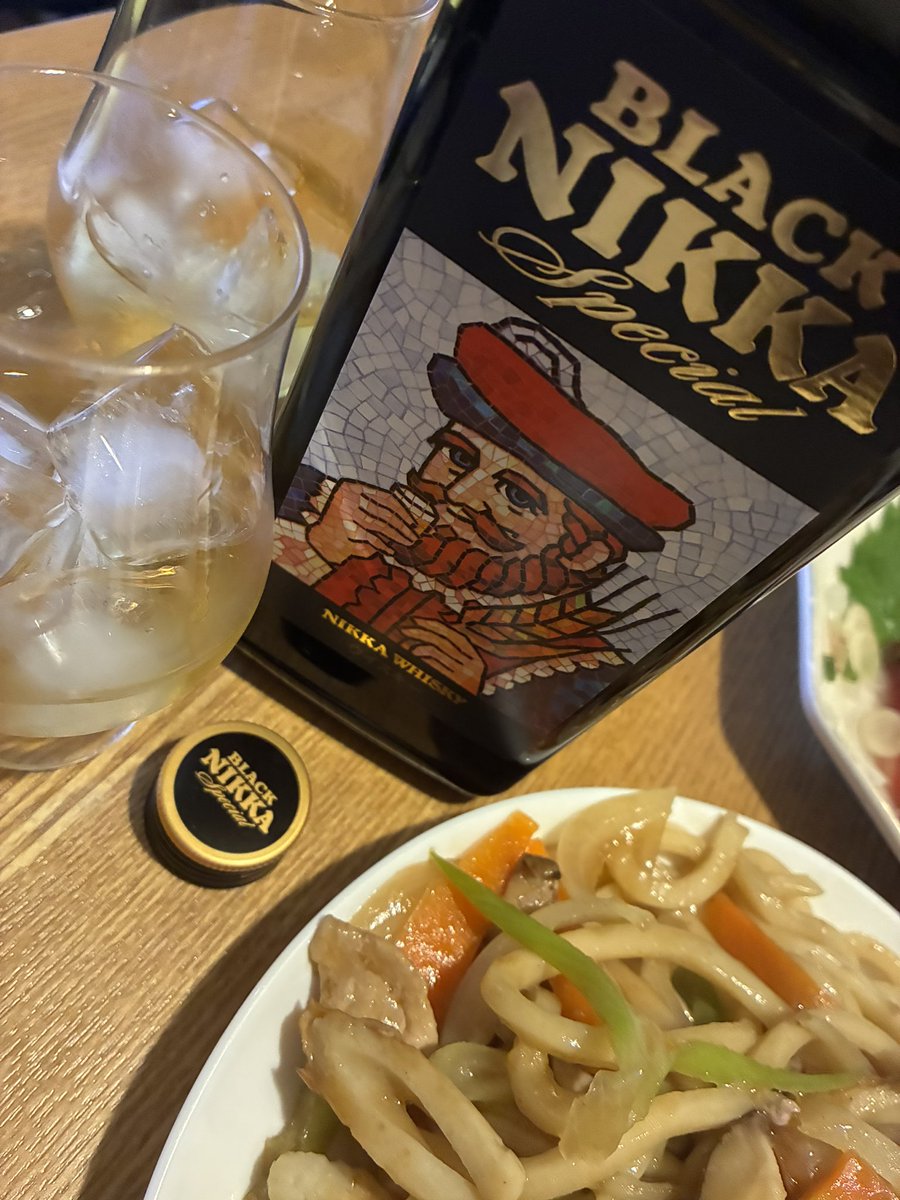 Ts011006's tweet photo. 〆ブラックニッカスペシャル🥃初飲✨

#家飲み #晩酌 #ブラックニッカスペシャル https://t.co/9u6n0HZWIa