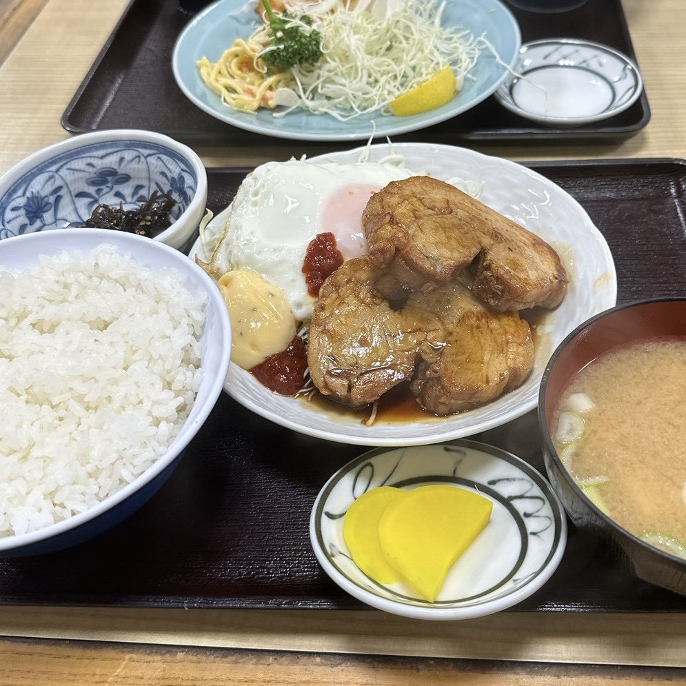 117melody's tweet photo. 美味しいごはんを見て欲しいチャンネル
・ハイボールバー上野1923(上野)
・動坂食堂(千駄木～田端)
・久臨(御茶ノ水)
・ファイト餃子(巣鴨) https://t.co/CrWnRy4IBK