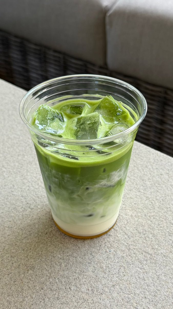 hopefulhob's tweet photo. kalian tim KOPI atau tim MATCHA ?? ☕️🍵 https://t.co/OVkxtyuhKH