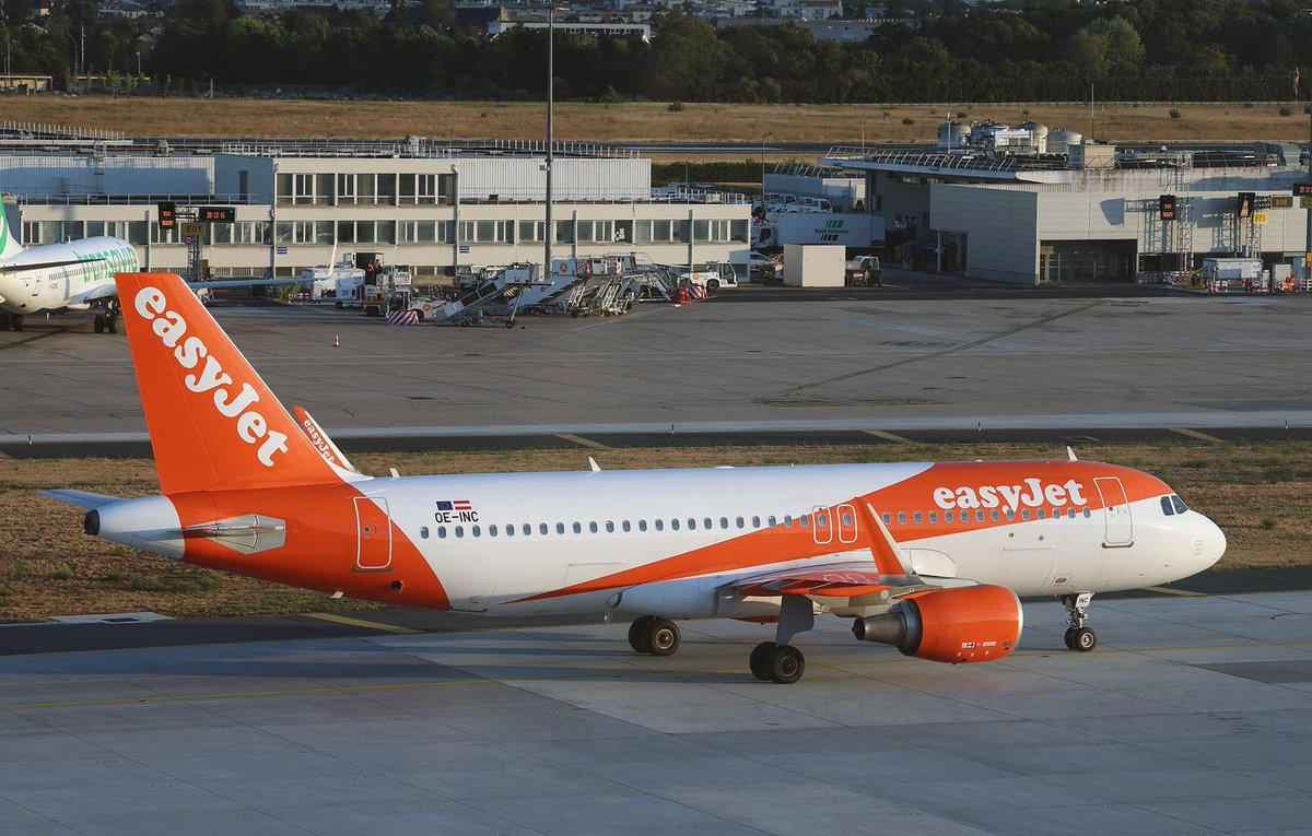 20minutesnice's tweet photo. Collision entre deux avions évitée à Nice : On en sait un peu plus sur l’enquête en cours du BEA https://t.co/FZBb5UbcFz https://t.co/GHeLHZeYVa