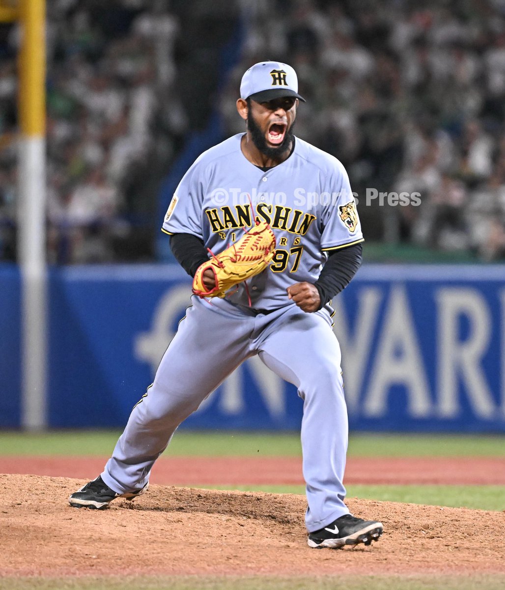 tospophoto's tweet photo. 【プロ野球】2026/09/22
ヤクルト × #阪神 

#セベリーノ 

#阪神タイガース #tigers https://t.co/rxEmLWSkyb