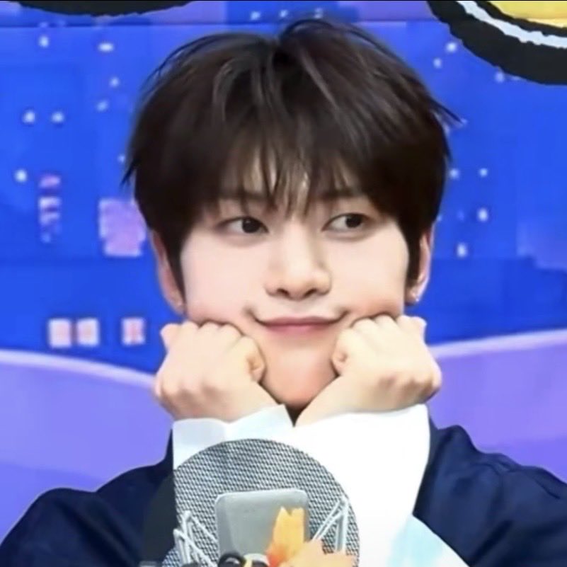howdeepisocean's tweet photo. 아니아궁빵얼굴말안되는데..잠만 https://t.co/t86IZspWNI