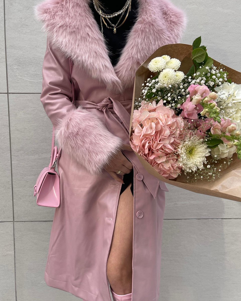 WaasMello's tweet photo. Hi friend! 🌈 Today is a great day because your smile can brighten someone’s day—wear it proudly. 🌸
jkFix https://t.co/4XjBeNIEDx