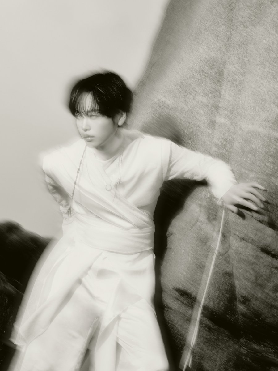 CRAVITYstarship's tweet photo. CRAVITY EP [sonorous]
CONCEPT PHOTO Muse ver.🔉

#HYEONGJUN #TAEYOUNG

2026. 09. 30 WED 6PM (KST)

#CRAVITY #크래비티
#sonorous
#LOUDER https://t.co/wo14ZxDo8B