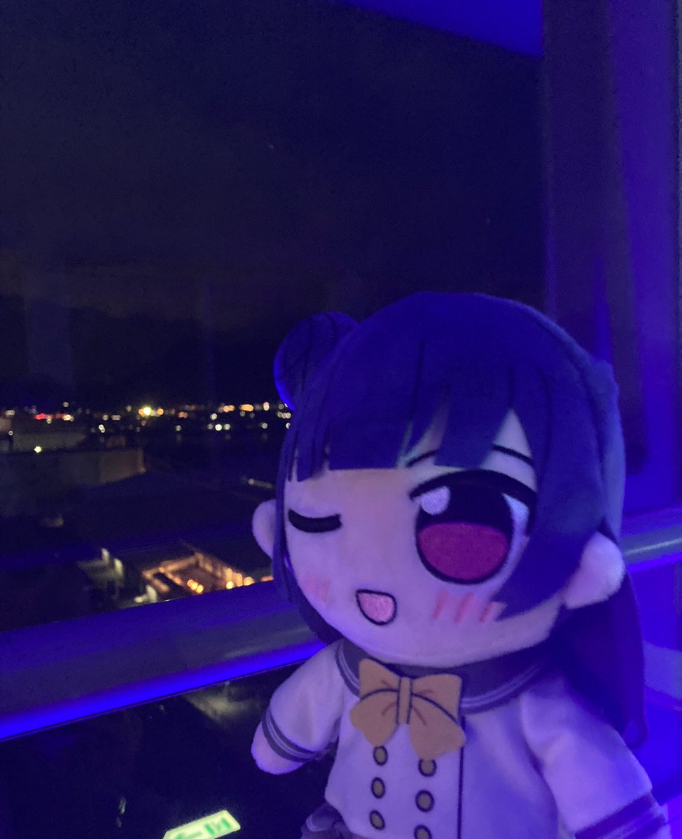 ymm24llss's tweet photo. 久しぶりにびゅうおの中に入ったよ✨
嫉妬ファイヤー🔥

💜もう、ようちゃん✨嫉妬してるんでしょ✨マリーにはお見通しなんだから✨
🩶あ…普通にようちゃんじゃないんだけど…まさか、ヨハネでようちゃん、て言ってる？
💜ううん？✨善子ちゃんだからようちゃんよ✨
🩶ヨハネよ！！！！ https://t.co/9wyrESKy5o