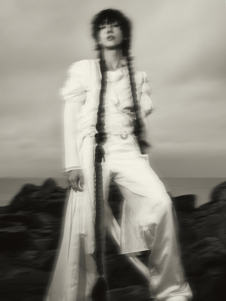CRAVITYstarship's tweet photo. CRAVITY EP [sonorous]
CONCEPT PHOTO Muse ver.🔉

#SEONGMIN

2026. 09. 30 WED 6PM (KST)

#CRAVITY #크래비티
#sonorous
#LOUDER https://t.co/wxPnQp7FJx