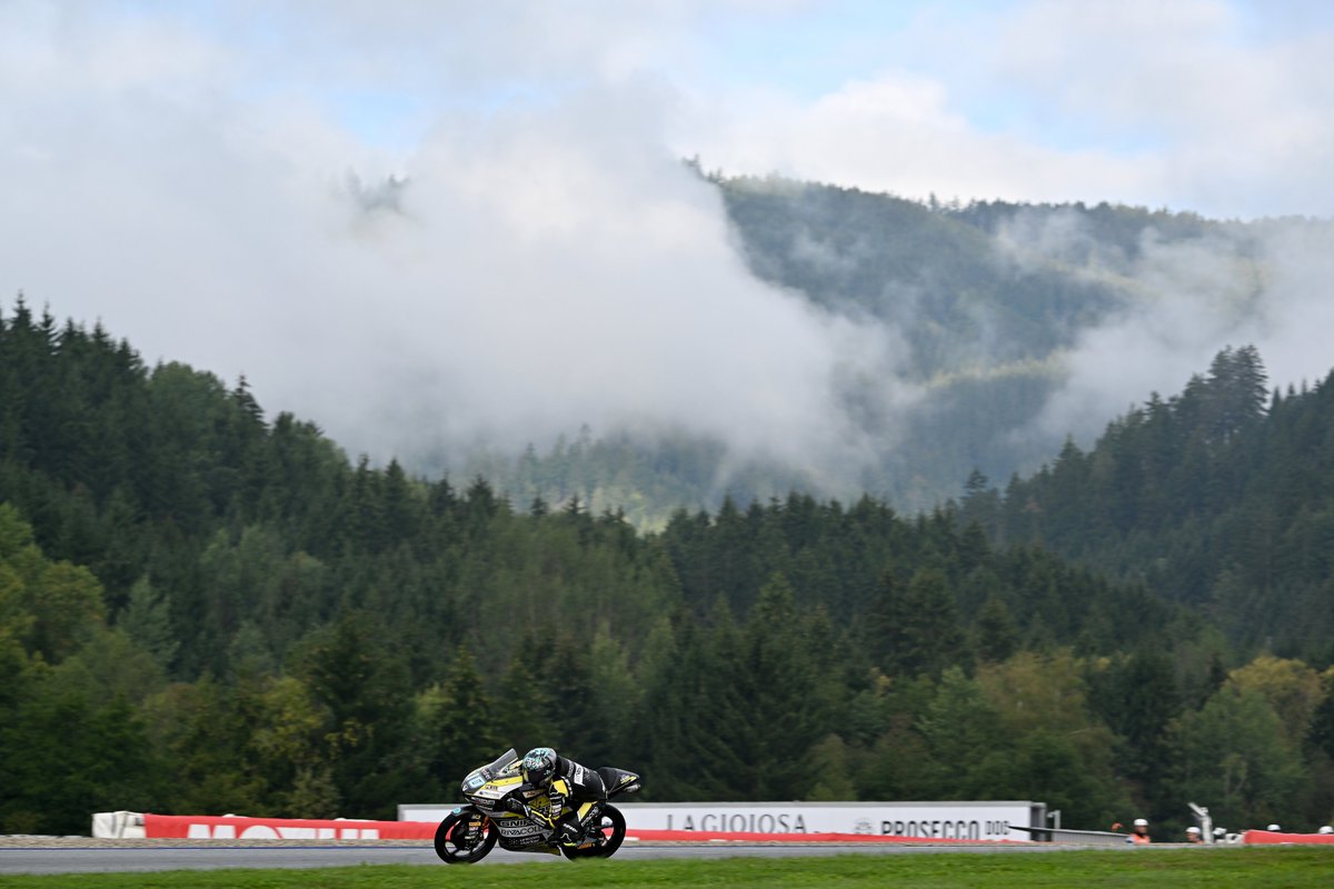 SnipersRacing's tweet photo. As we wait to fly overseas, the middle part of the season comes to an end with the Red Bull Ring 🇦🇹🏁

Austrian GP Recap ⬇️
🇮🇹 https://t.co/TrHARS3Eqi
🇬🇧 https://t.co/VxN1E94PsO

#MotoGP #AustrianGP #RedBullRing #Spielberg #Moto3 #MotoGPNews #Racing #Honda #HRC #Motorsport #Race https://t.co/YNEBDXn8jp