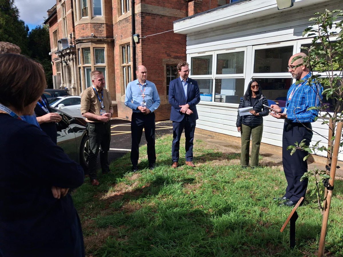 DoctorsDistress's tweet photo. 🌳 The annual National Suicide Memorial Day for Health and Care Workers happened last week. 🌳.  Thank you to all attendees and particularly to those who have organised these meaningful events. https://t.co/UchrLutMJ2