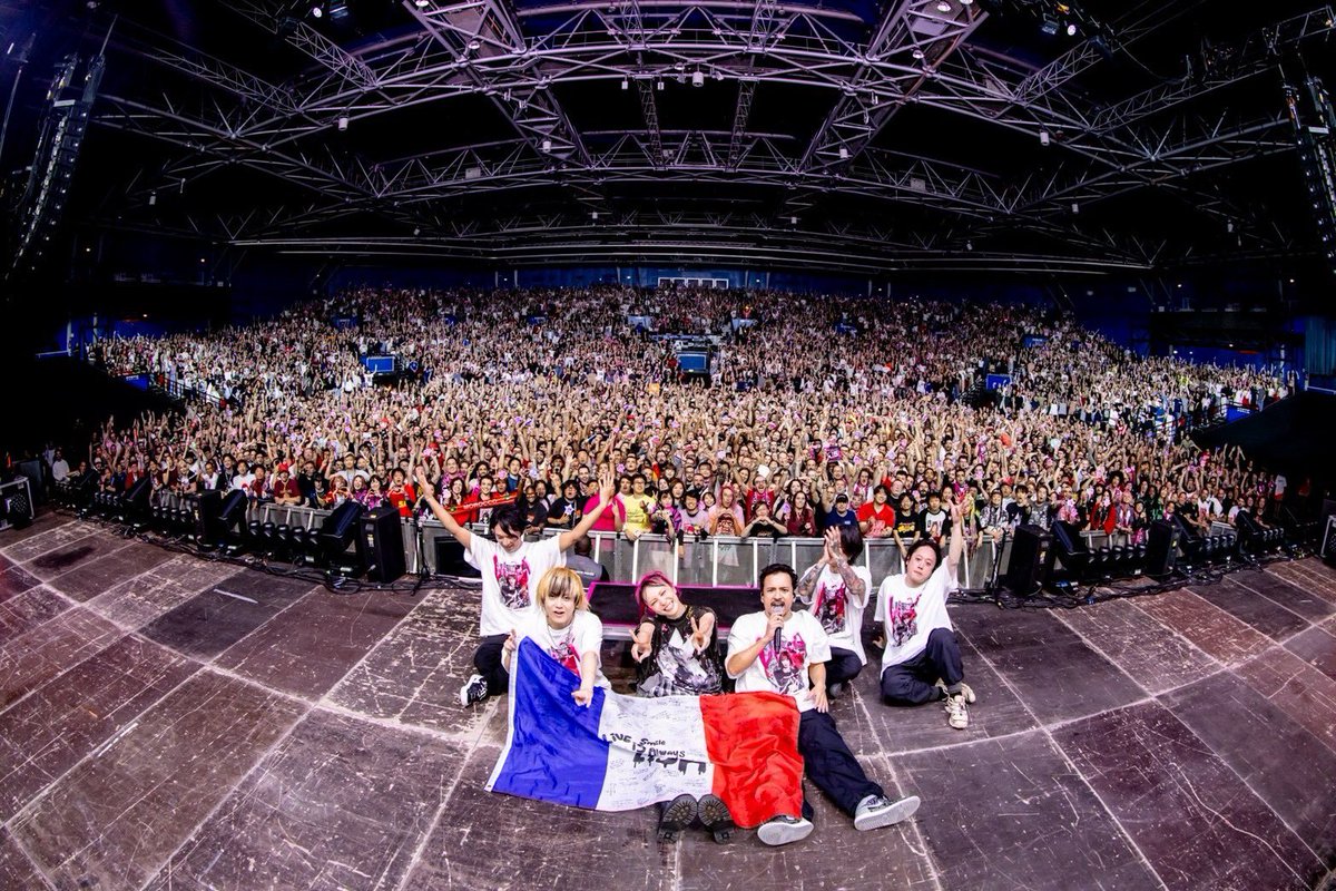 Akito_Shirai's tweet photo. 2026.9.20

“LiSA LiVE is Smile Always～15～”
Zénith Paris – La Villette – Paris, France!

フランスも㊗️ソールドアウト！
何と1日で完売したみたいでとてつもない盛り上がりっ！超メルシーだよっ❤️‍🔥

本日はいよいよEUツアーファイナル！

📸 by @vizkage 

#LiSA
#LiSA_EUROPEandUKtour
#France https://t.co/zeyMTxdjXz