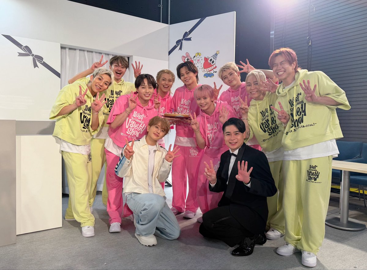 sd_bt's tweet photo. ＼ありがとうございました！／

「Nissy Entertainment Variety Show 〜歌えなくても、エンタメってあったじゃん！〜」

サプライズ出演させていただきました！✨
ありがとうございました！💋

@NissyStaff 
#NBE2026 
#Nissy https://t.co/9ZVYVpjzxa