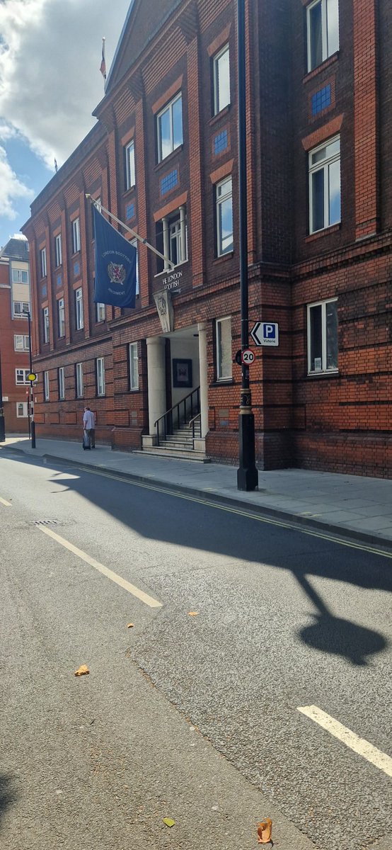 HigginsPartner's tweet photo. This summer, we supported 5 @ConstructionYT Summer Construction Bootcamp sessions linked to our developments in Lambeth, Lewisham and Southwark, covering employer engagement, CVs, applications and mock interviews to help young people prepare for careers in construction.

#careers https://t.co/Bsm9VqfF3W
