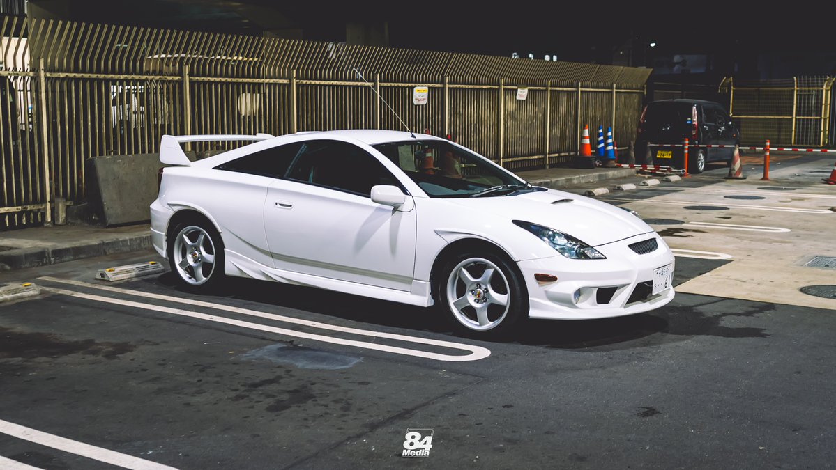 ARX_3284's tweet photo. 𝙢𝙮 𝙣𝙚𝙬 𝙘𝙖𝙧

TOYOTA CELICA ZZT231 SS-Ⅱ 

遂に念願の車手に入れました！

どうやらレアなパーツが沢山付いてるらしいですが全部剥がして自分色に染めて行きます(鬼畜)

ちなみに"ノーマル"ストラットです https://t.co/TkDJ7OHDfN