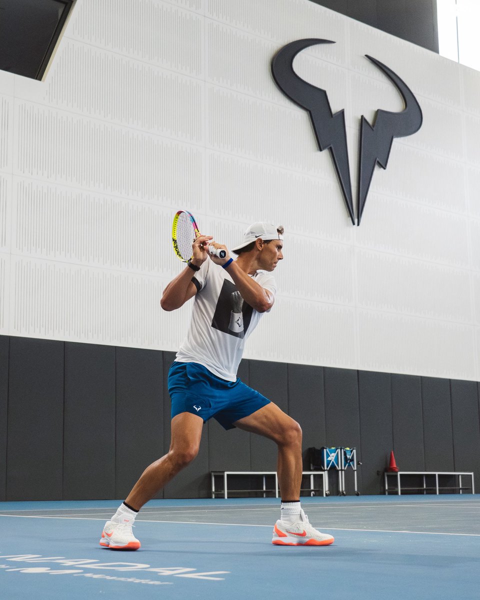 rnadalacademy's tweet photo. Look who’s getting ready to play at the Rafa Nadal Academy’s 10th Anniversary! 😃🎾

Can’t wait to see you back on court on October 3! 🙌
💪🏼 https://t.co/IpEpFLQeZt

VAMOS! 🔥 https://t.co/hwMUZX4e0h