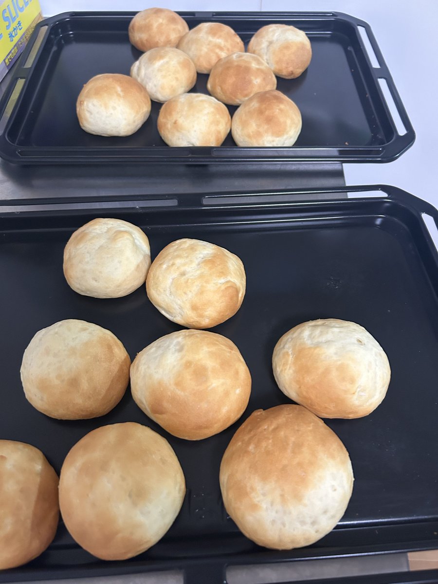 kohaku1059's tweet photo. パンも焼きました🍞 https://t.co/SPiR9hPdWJ