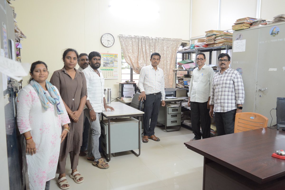 DarsiKvk's tweet photo. Swachhata Hi Seva Campaign 2026
#Promoted Clean Desk & Clean Campus at KVK-Darsi.
22.09.2026
@atariXhyderabad https://t.co/6Rr3qiJjjD