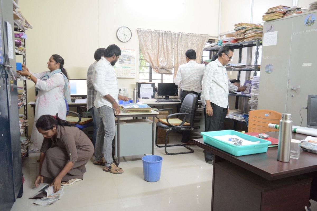 DarsiKvk's tweet photo. Swachhata Hi Seva Campaign 2026
#Promoted Clean Desk & Clean Campus at KVK-Darsi.
22.09.2026
@atariXhyderabad https://t.co/6Rr3qiJjjD