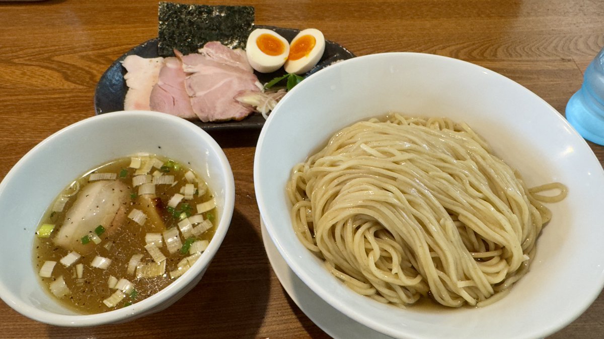 C0T0N03's tweet photo. 特製昆布水つけ麺 塩 大盛もいただきました https://t.co/cL2Wfl8aii