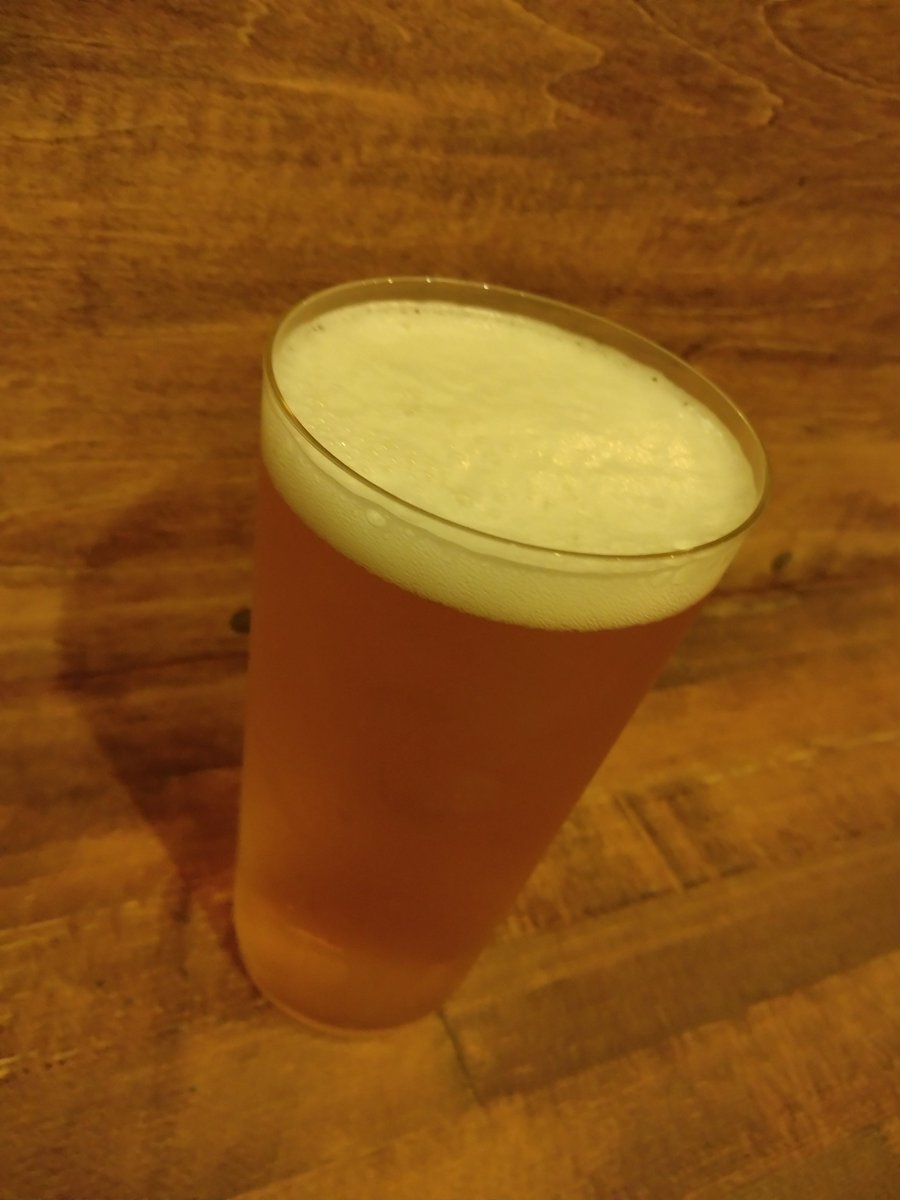 nov_h's tweet photo. 仕事の後のビールは旨い。 https://t.co/vOAO8PvAF9