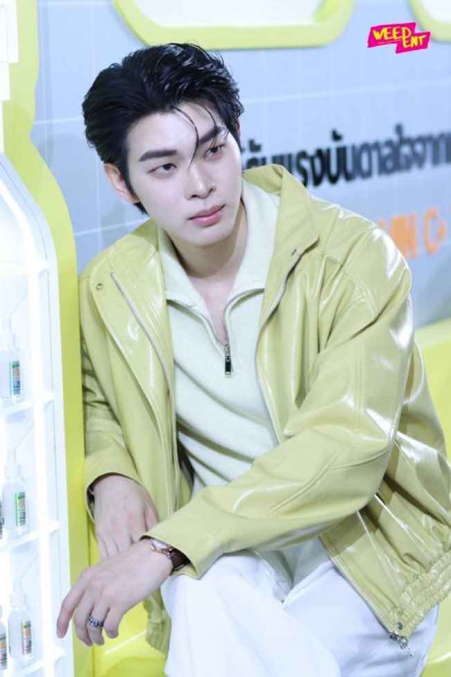 TonsrnOfficial's tweet photo. พ่อหนุ่มสุดหล่อ

#GarnierClinicalLabxDMD 
#GarnierThailand

#mytonsrn https://t.co/PY8rLqgVMZ
