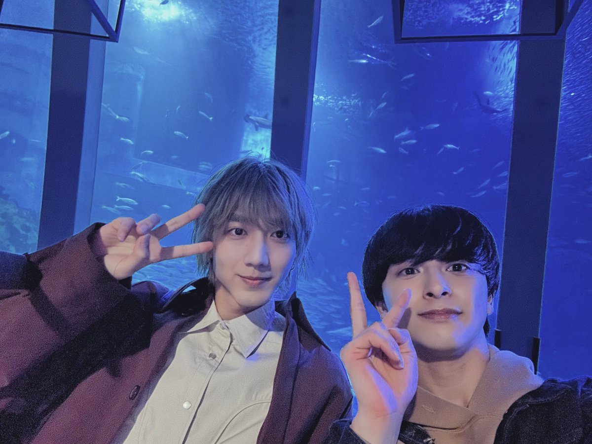 kankn130's tweet photo. 📌おそらく他のBL作品W主演の二人と比べると少なくて貴重な、駒木根さんと新原さんの自撮りツーショまとめ

①〜③ Season1 2話 シーパラ https://t.co/49s1cXrvbm