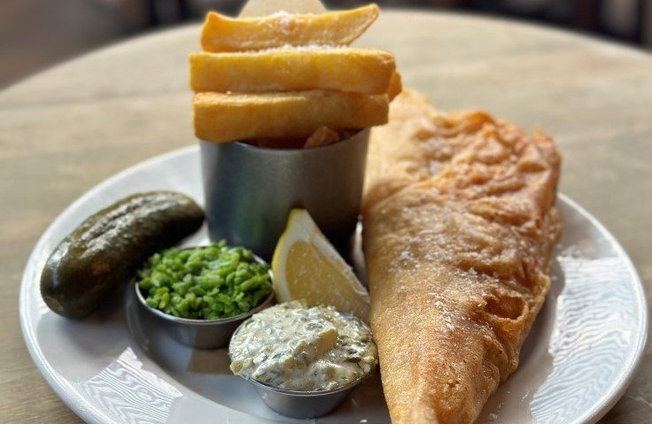 MichelinGuideUK's tweet photo. 12 Traditional British Foods to Try in London

If you're visiting London and are on the hunt for traditional British food, we've got you covered – with these iconic dishes served at the capital's Inspector-approved restaurants

Read more here: https://t.co/LDyzhbeje4 https://t.co/EJRGKFL14Q
