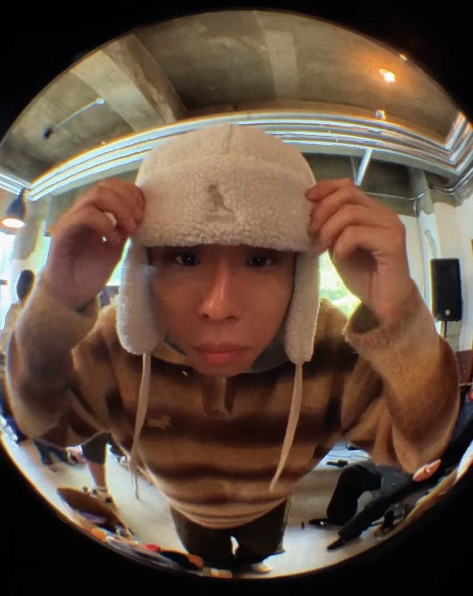 cbackhomemyson's tweet photo. 어이 거기 청년
나 군밤하나만 주시게나, https://t.co/omWlZ7Lnb0