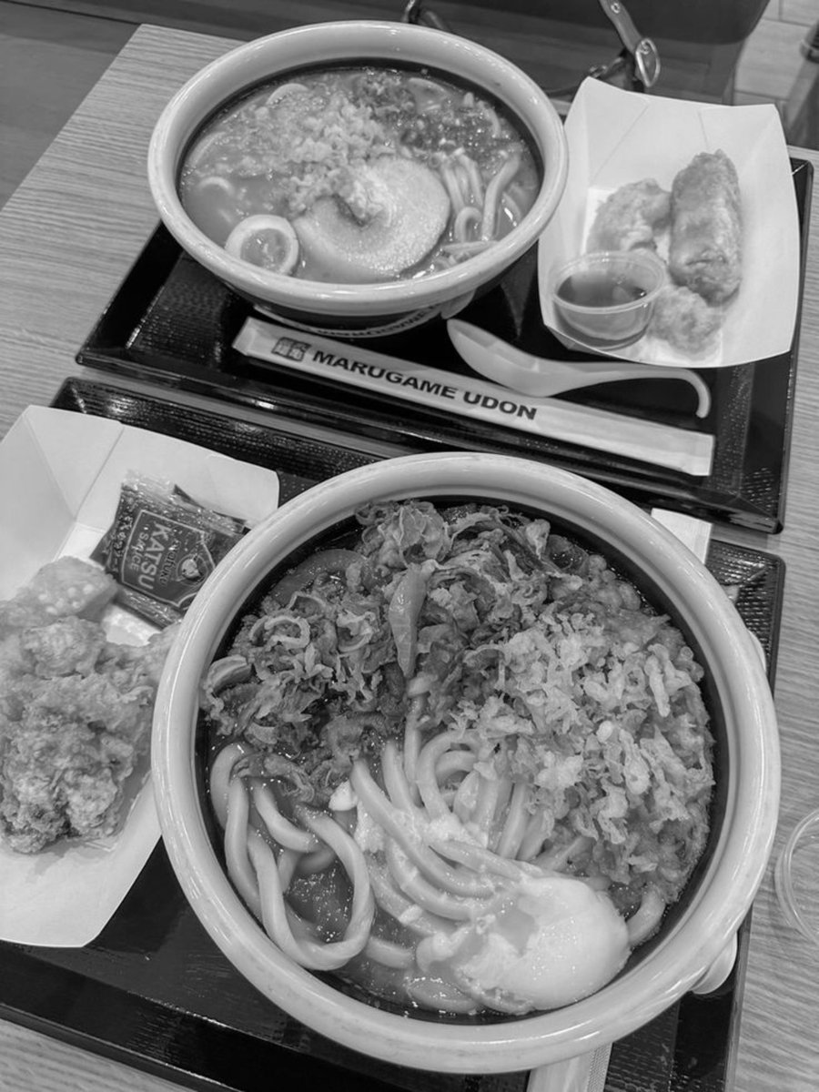 thegoddxss's tweet photo. 📍 Plaza Indonesia
| 16.45 WIB

Jajan dan belanja. It's girl's time with Echayang 😉✨ 
Sebelum Echa lanjut les hihihi 
Peluk erat cayangku 🩷 https://t.co/vcZ6vyHxVh