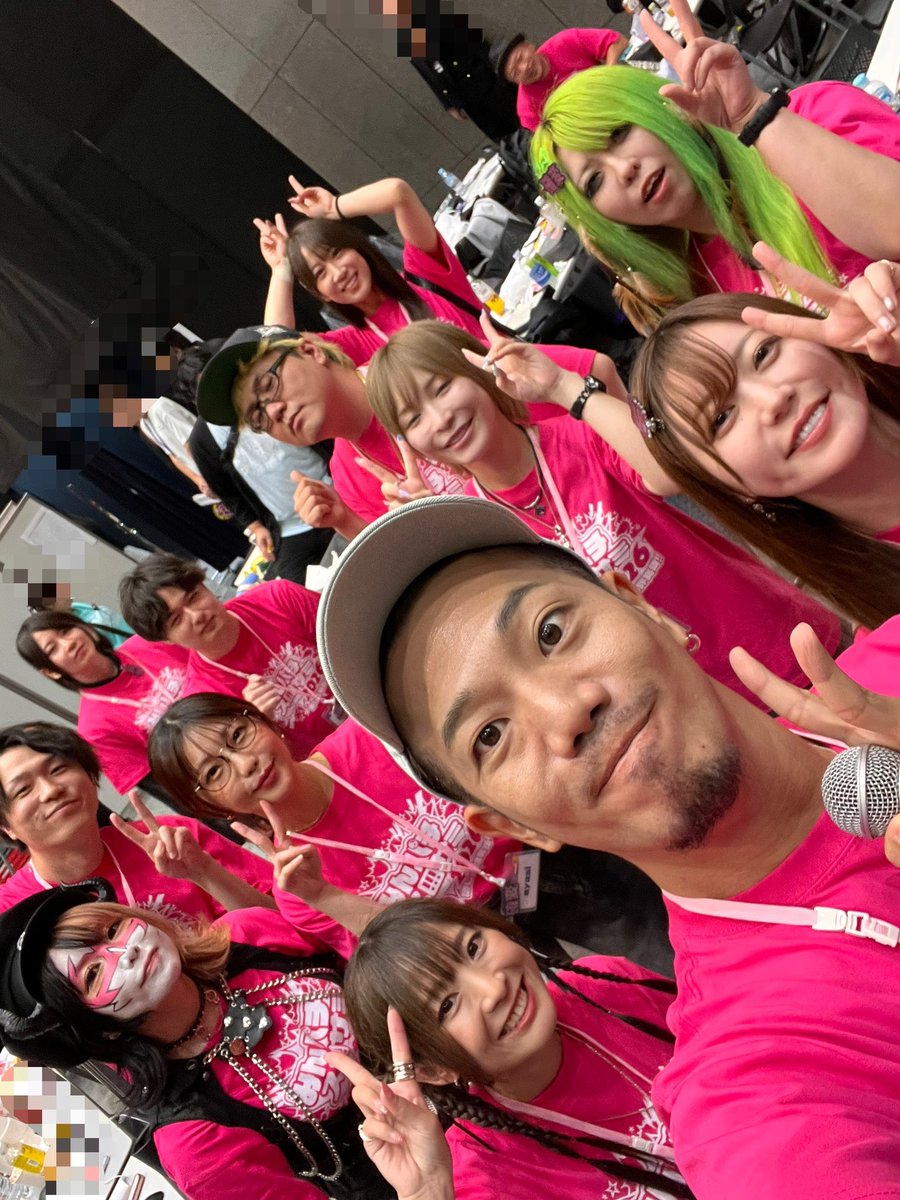 tana202011's tweet photo. #みんパチスロサミ2026 
終幕ありがとうございました🙇‍♀️

ステージ生配信試打コーナー…
皆様多く会場を歩いたかと思いますので、今夜はゆっくり休んで下さいね。

本日は本当にありがとうございました🤝

#PR https://t.co/FpdZXc1sU6