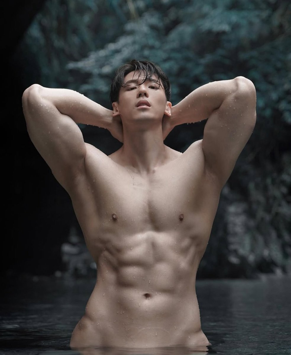 olo02198690's tweet photo. 招募
广州的写真/私房男生模特
健康，阳光，自然
不用有健美身材，自然自信的状态最好
室内外拍摄，互免
有意v
#广州同志
#广州约拍
#男生写真
#男体写真
#男生私房 https://t.co/ZqffZKgSR6