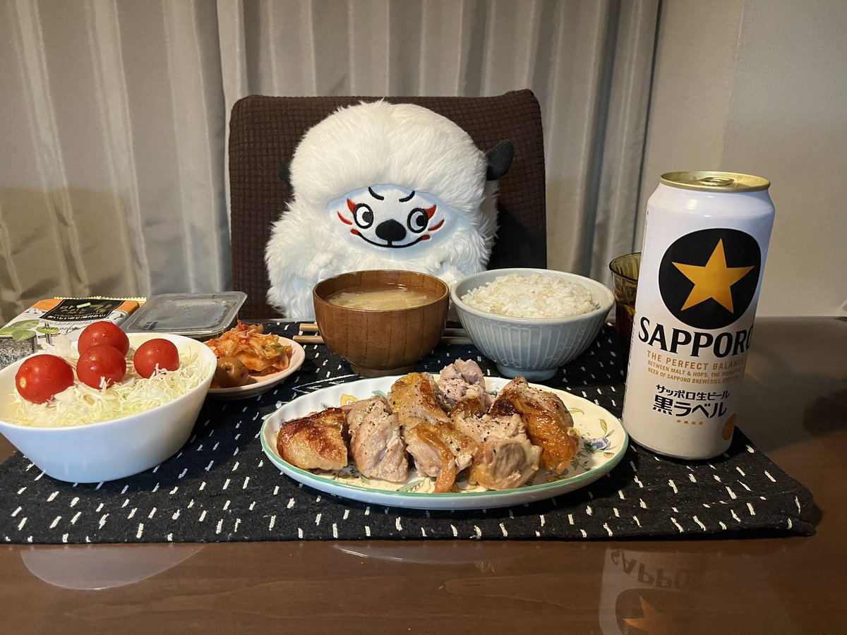 happitrp's tweet photo. シルバーウィークなので😊
明日でシルバーウィークも終わりだけど、乾杯しようか🍻
⚪️はーい乾杯😊
#レンジー #うちのレンジー https://t.co/RCCAInIBUU