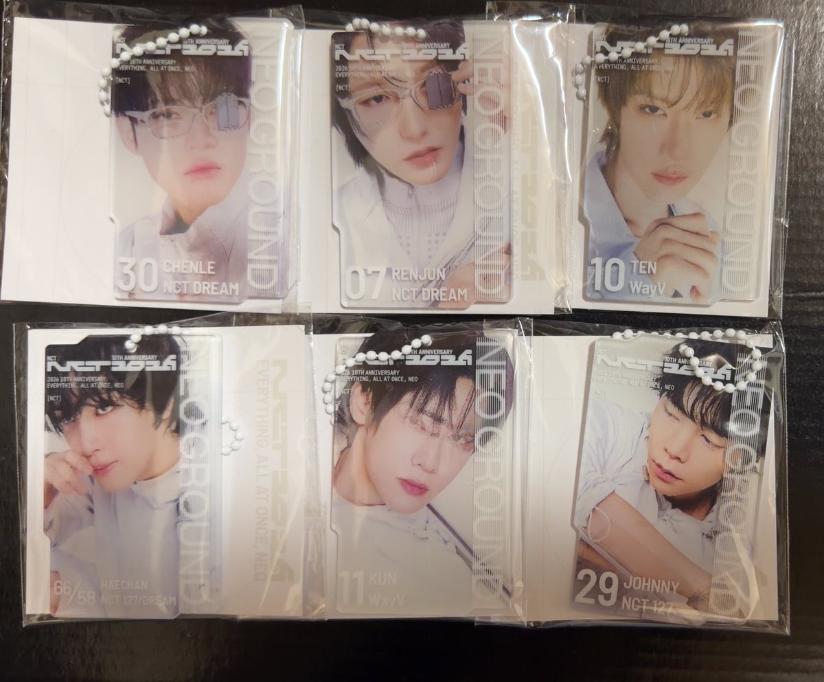 HC66JM42's tweet photo. @laf_kobushi リプ失礼いたします。
こちらのジャニ、チョンロとリク、ジェヒョンの交換は可能でしょうか。
ご検討よろしくお願いいたします https://t.co/MeaWM2JKzg