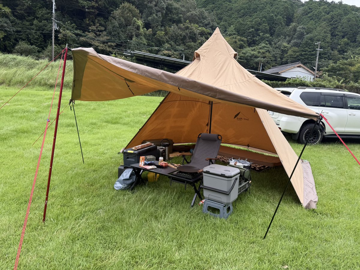 UMEsun_187's tweet photo. 昨日はバイク友達とキャンプ🏕️に行ってきました‼️
めちゃ楽しかったなぁ〜‼️
次は来月ふもとっぱら‼️
それまでにポタ電、もう少し増やさないと2連泊は無理かなぁ〜⁉️💦 https://t.co/NckuZ9vx5L