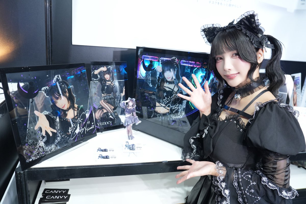 CANVY_JP's tweet photo. #TGS2026 現地にてyunocyさんにサインを書いていただきました！
ありがとうございます！

マウスパッドやアクスタも販売中です！

▼ 特設ページはこちら
https://t.co/ivURvnC9hy

#CANVY https://t.co/xpDtr3fMIC
