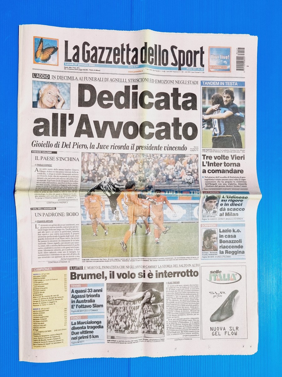 robyanconero's tweet photo. ed ecco le 2 versioni. Quella della "vergogna allo stadium" di ieri e quella del post morte di Agnelli nel 2003 senza nessun riferimento ai vergognosi minuti di silenzio di San Siro, Piacenza, Firenze e Bologna. è così che in Italia viene raccontato il calcio da almeno 30 anni https://t.co/RrDGOuP6up