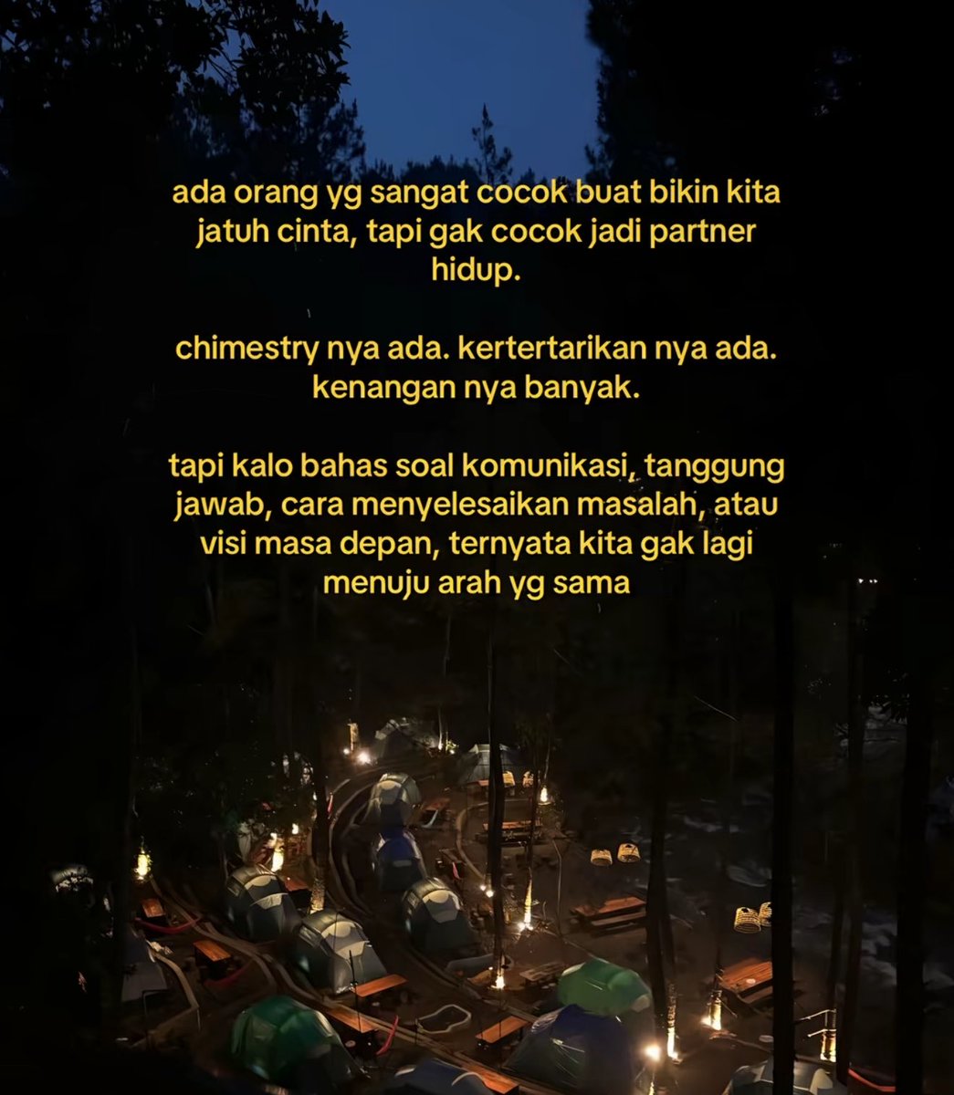 cloudypcyyy's tweet photo. HIDUP KITA UDAH BUKAN CUMA CINTA. https://t.co/HJilLSplV6