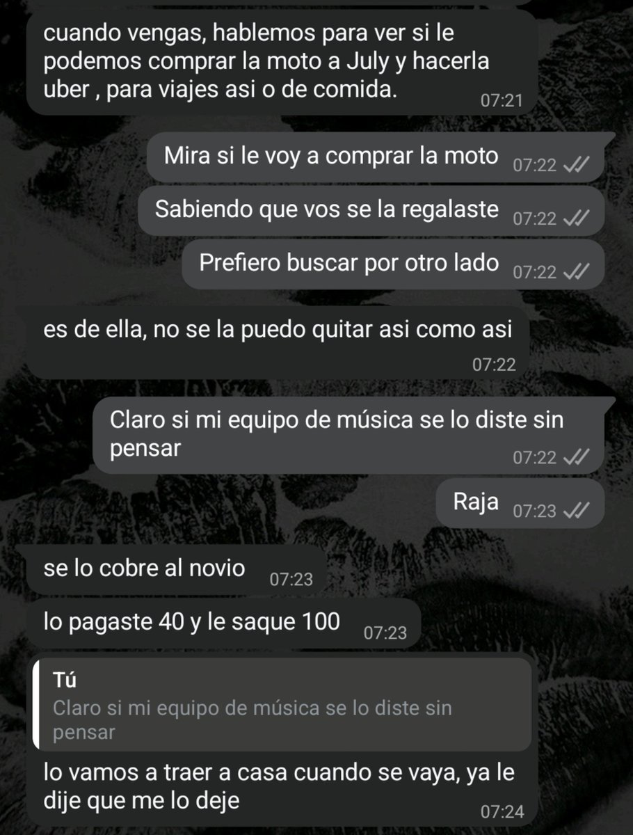 vodkitaconspeed's tweet photo. No vivo el enojo de mi madre maternando a un hermano un varón estupido pero si el de la hermana menor https://t.co/FlkDg0XPE2
