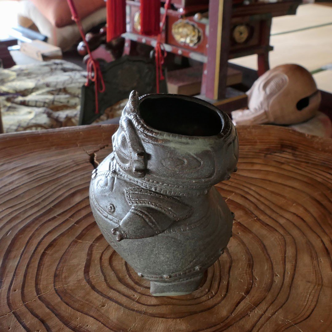 ceramimic2021's tweet photo. 遮光器土偶形カップ

#土偶 #縄文 #dogu #jomon https://t.co/sGV3RN484s