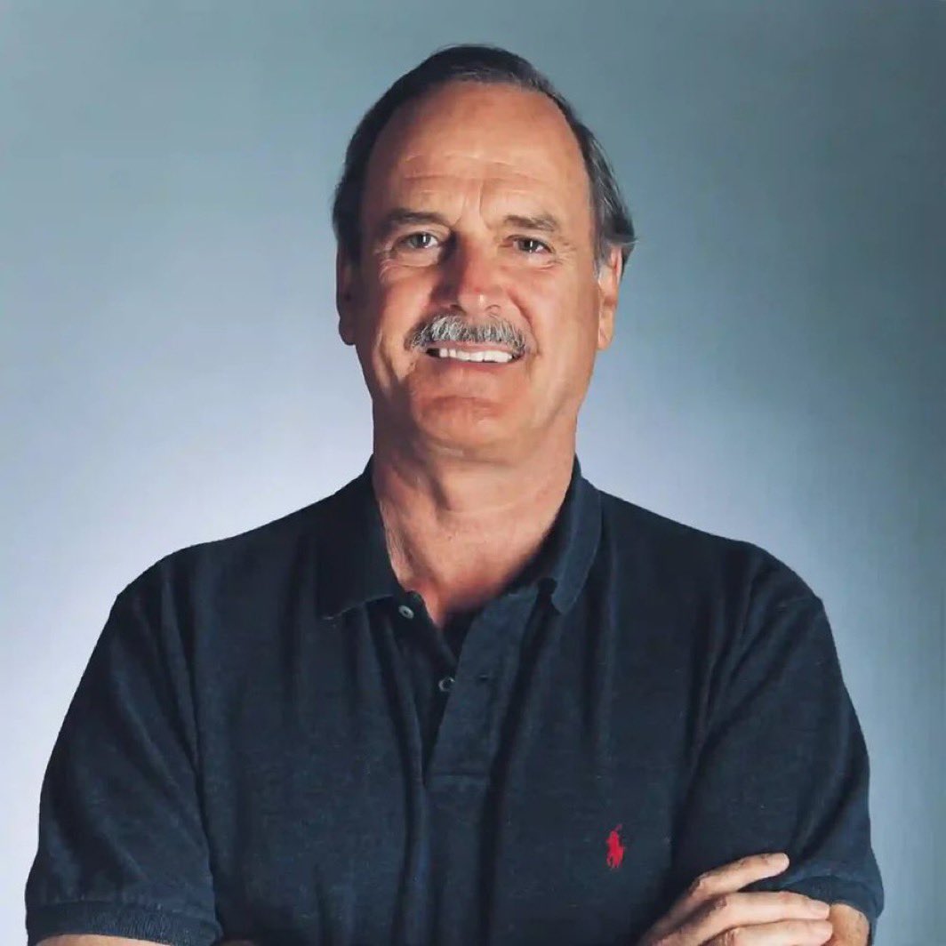 LeePheonix360's tweet photo. This is a John Cleese appreciation post 

The man is a national treasure and is a comedy god  

Do you agree? 

@JohnCleese https://t.co/qZdz1ZrZ62