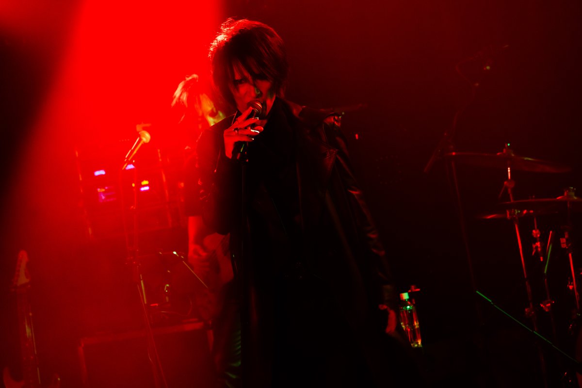 nowherenobodygu's tweet photo. Creature Creature二十周年覚醒ツアー、渋谷で終わりましたが、今現在、メンバーが集まって響かせる音は昔より無私になったようで、そのためかより一層に音楽的意思を通わせることができたようです。ファイナルに相応しい愉楽のライヴでした。その時空間、いや、非時空間までも共有した魂たちよ、ありがとう。またいつか。