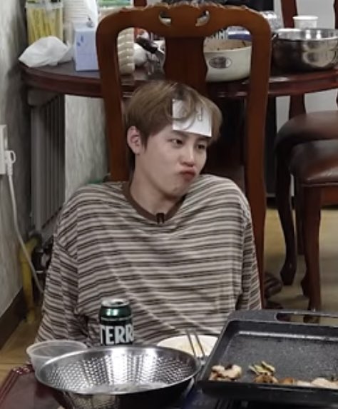 hayeewhite_'s tweet photo. 아니 하덩운 완전 꼬순내 날거같이 생김.. 개귀여워 아기강아디ㅜㅜ https://t.co/i28uwt5fhF