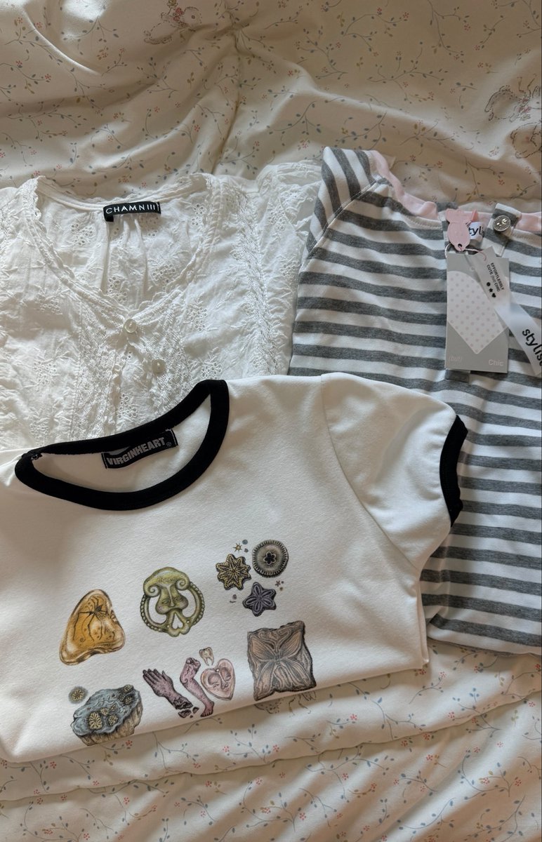 itsmecallD's tweet photo. ส่งต่อ/ปล่อยต่อ !! เสื้อผ้าเราเอง🌟🫶🏻
ลงใต้โพสต์นี้น้า
📮รส.ให้แล้วด้วยย
สนใจทักเดมเท่านั้นนะ💌
#ปล่อยต่อเสื้อผ้า #ส่งต่อเสื้อผ้ามือสอง #โล๊ะตู้เสื้อผ้า #โล๊ะตู้เสื้อผ้ามือสอง #stylistมือสอง #เสื้อผ้ามือสอง https://t.co/P5Lk6oxieP